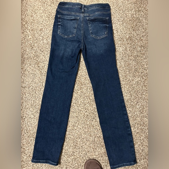 SILVER INFINITE FIT Jeans - Picture 2 of 5